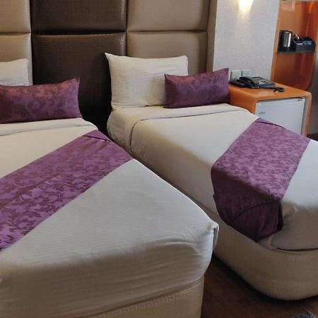 Ritu Ivy Hotell Calcutta Exteriör bild