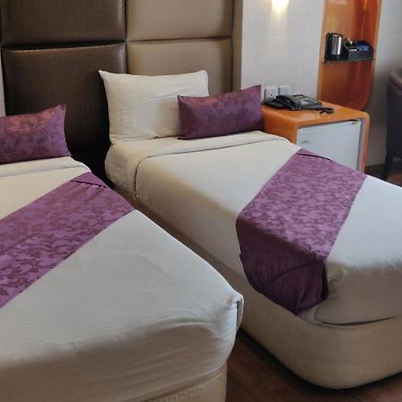Ritu Ivy Hotell Calcutta Exteriör bild