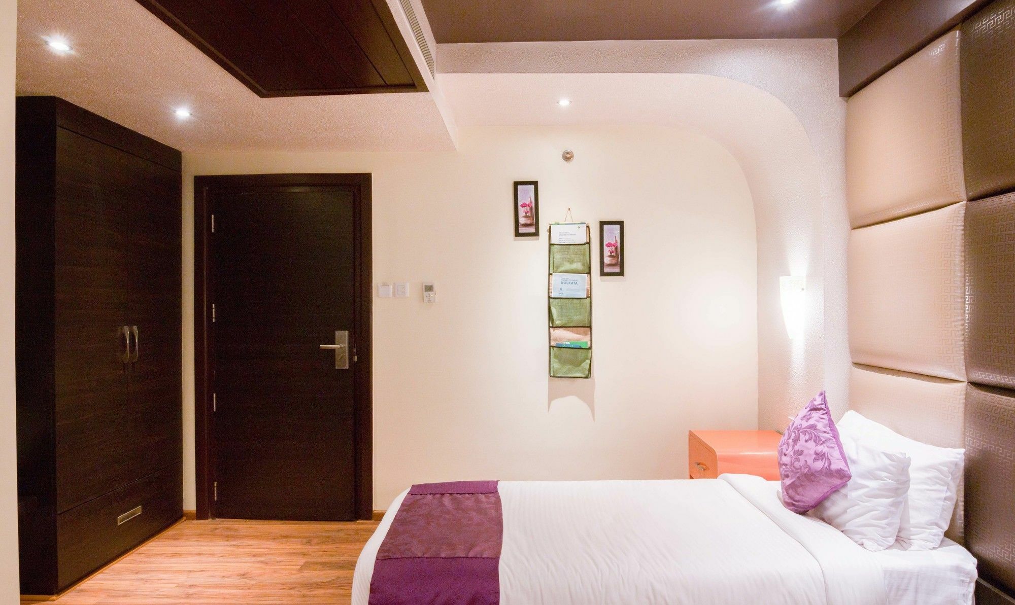 Ritu Ivy Hotell Calcutta Exteriör bild
