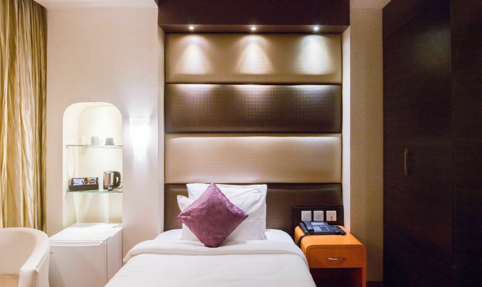 Ritu Ivy Hotell Calcutta Exteriör bild