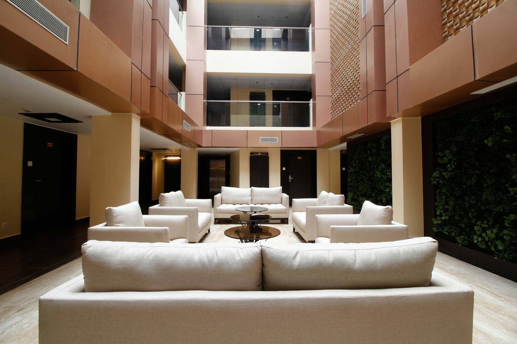 Ritu Ivy Hotell Calcutta Exteriör bild